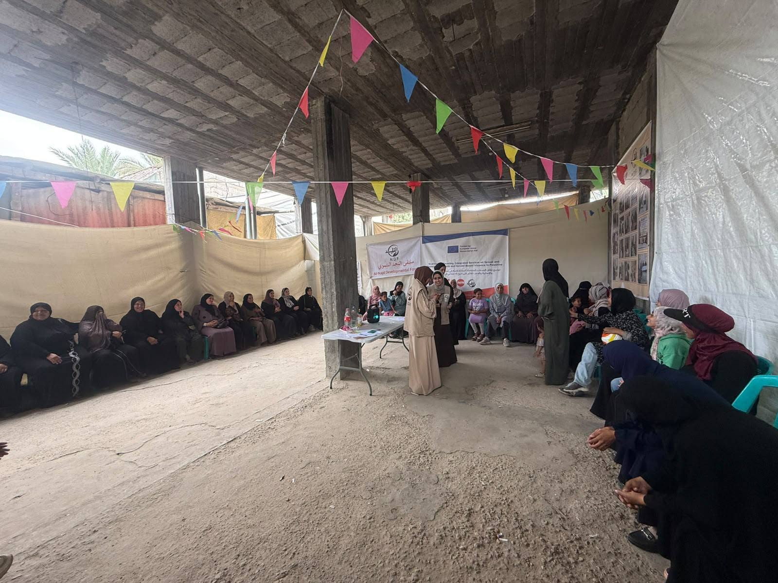 ملتقى النجد التنموي ينفذ يوماً ترفيهياً وجلسات للدعم النفسي للسيدات في دير البلح